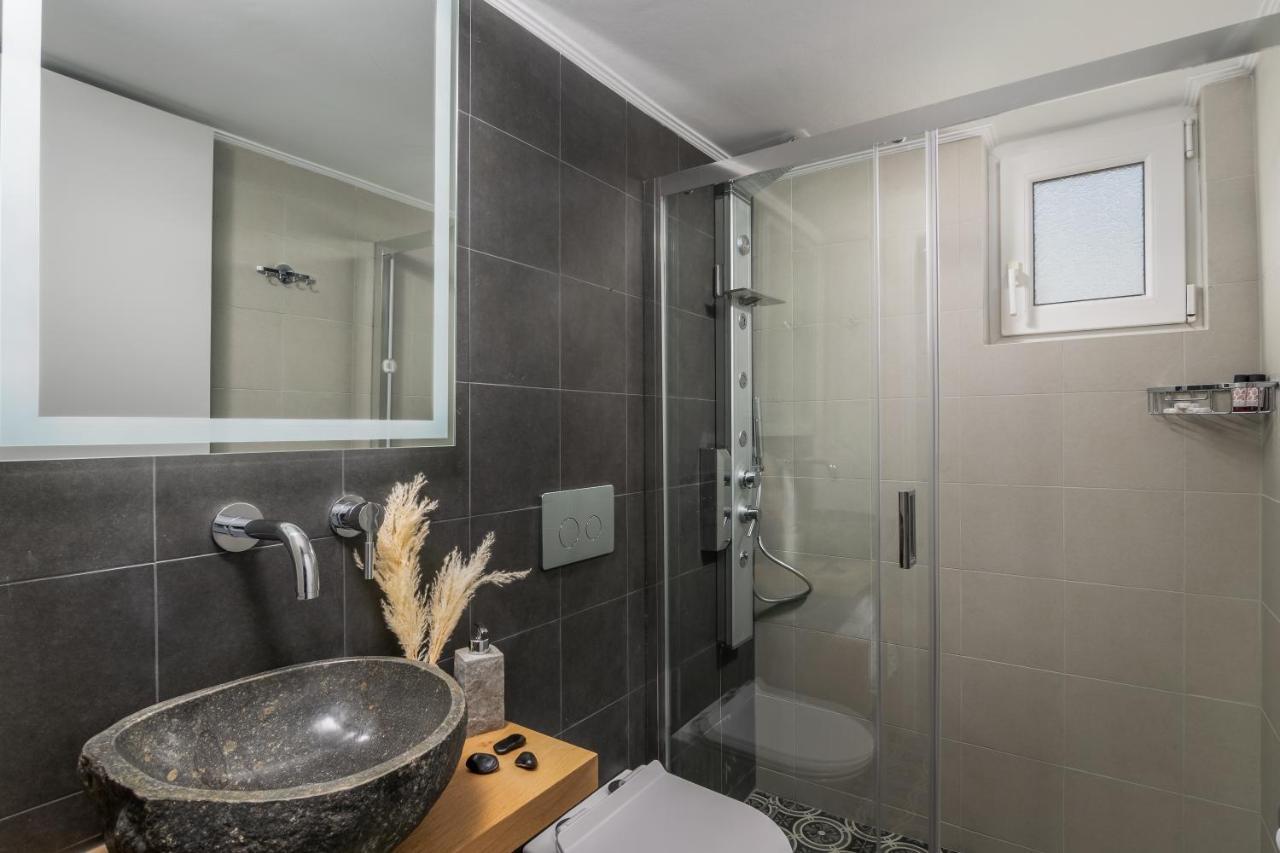 Kallia'S Suites Milos Adamantas  Exterior photo